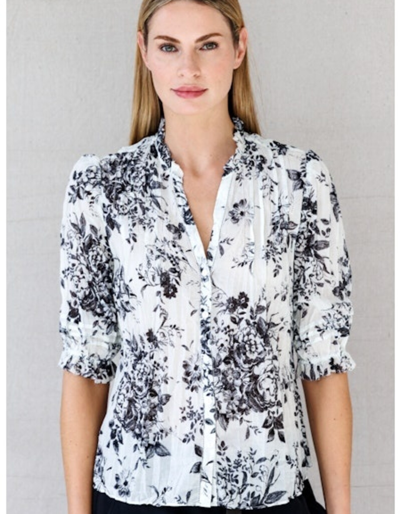 GO by GO SILK Go Darcy Shirt