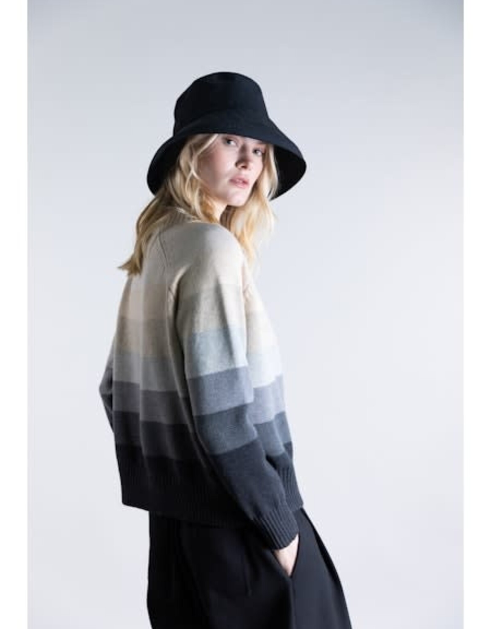 PSOPHIA Ombre Sweater