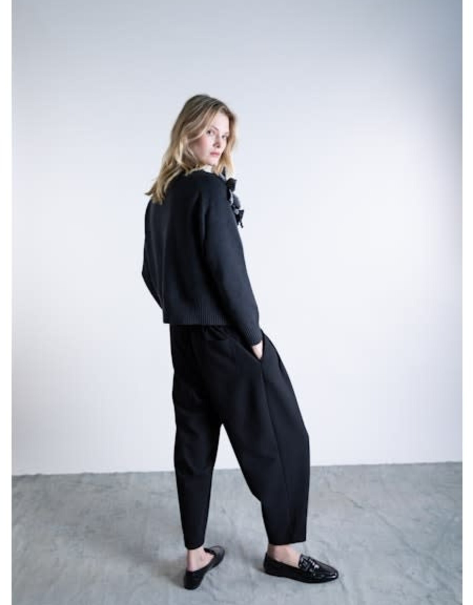 PSOPHIA Flower P/O Crewneck