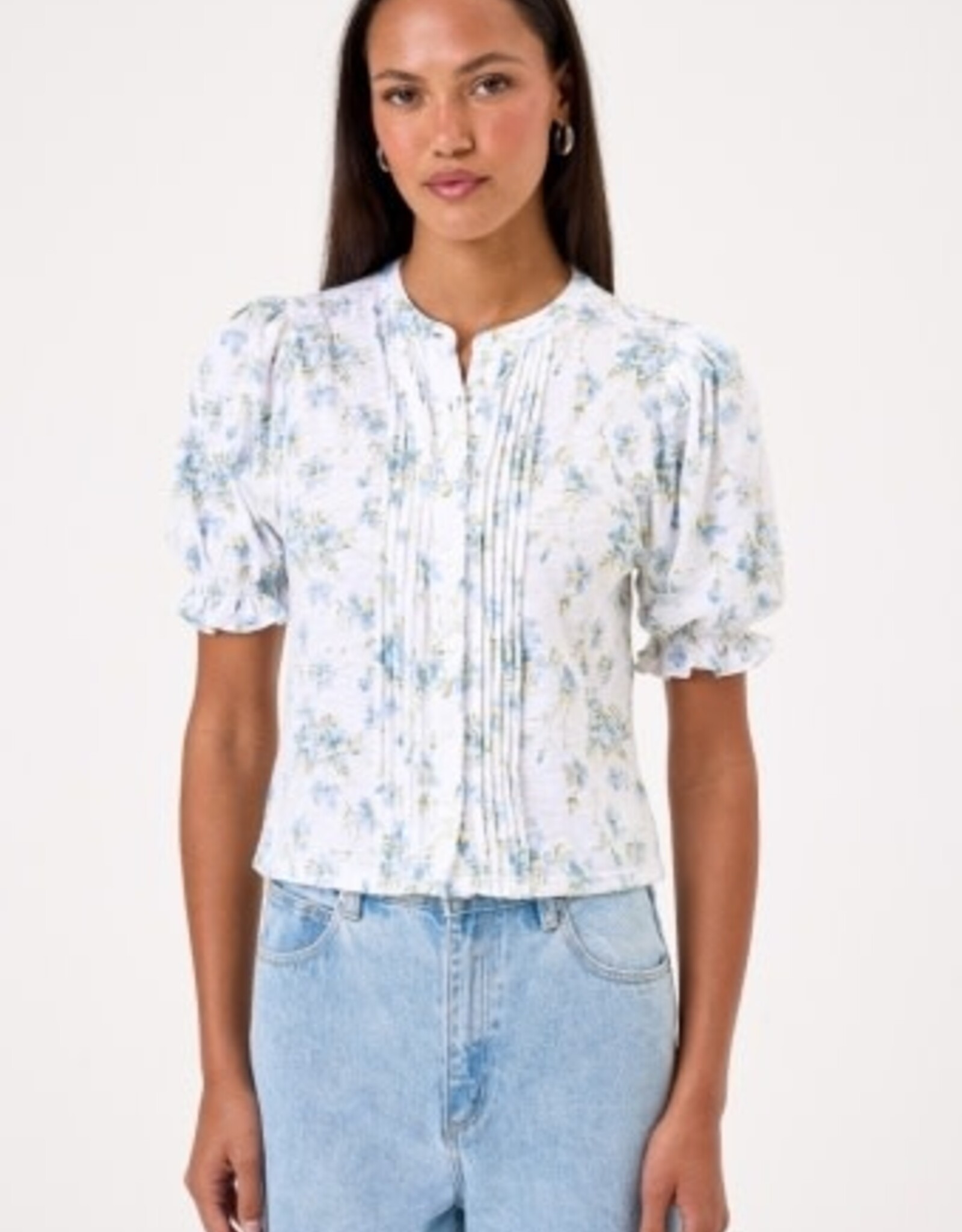 Goldie tees S/S PIN TUCK BLOUSE