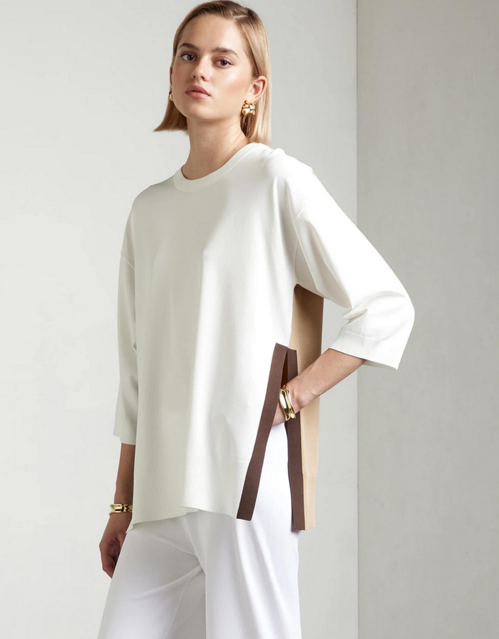 3942/01 15 Knit  Color Block Top