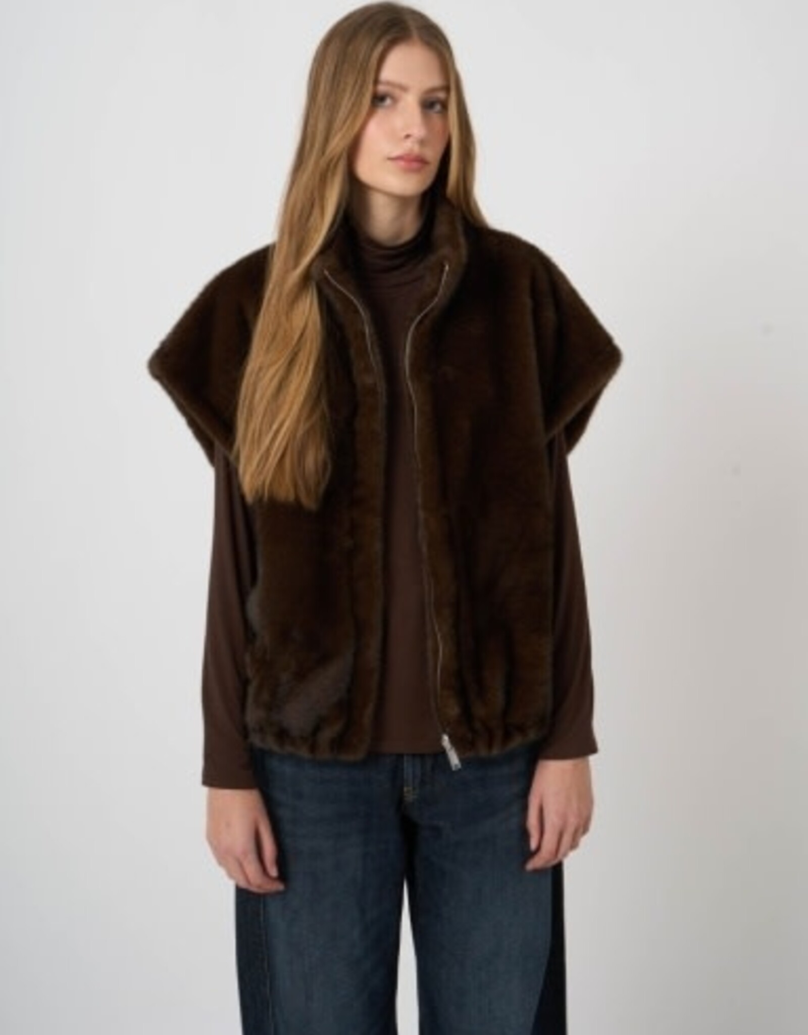 REPEAT CASHMERE Faux Fur Vest
