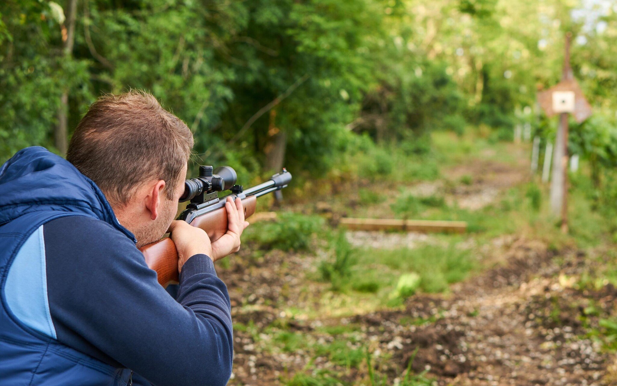 Backyard Target Shooting in Canada: Getting Started with Air Rifles Under 500 FPS
