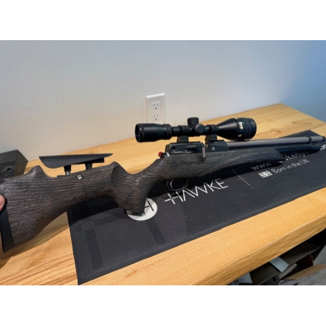 Daystate Pre-Owned Daystate Huntsman Revere Safari .177 Cal 18ft/lbs w/Hawke 4-12x50 AO