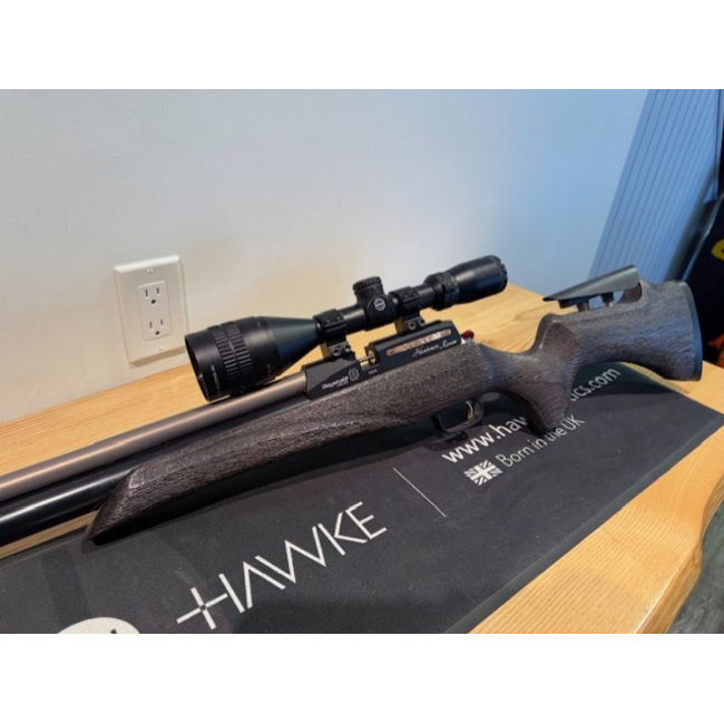 Daystate Pre-Owned Daystate Huntsman Revere Safari .177 Cal 18ft/lbs w/Hawke 4-12x50 AO
