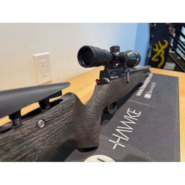 Daystate Pre-Owned Daystate Huntsman Revere Safari .177 Cal 18ft/lbs w/Hawke 4-12x50 AO
