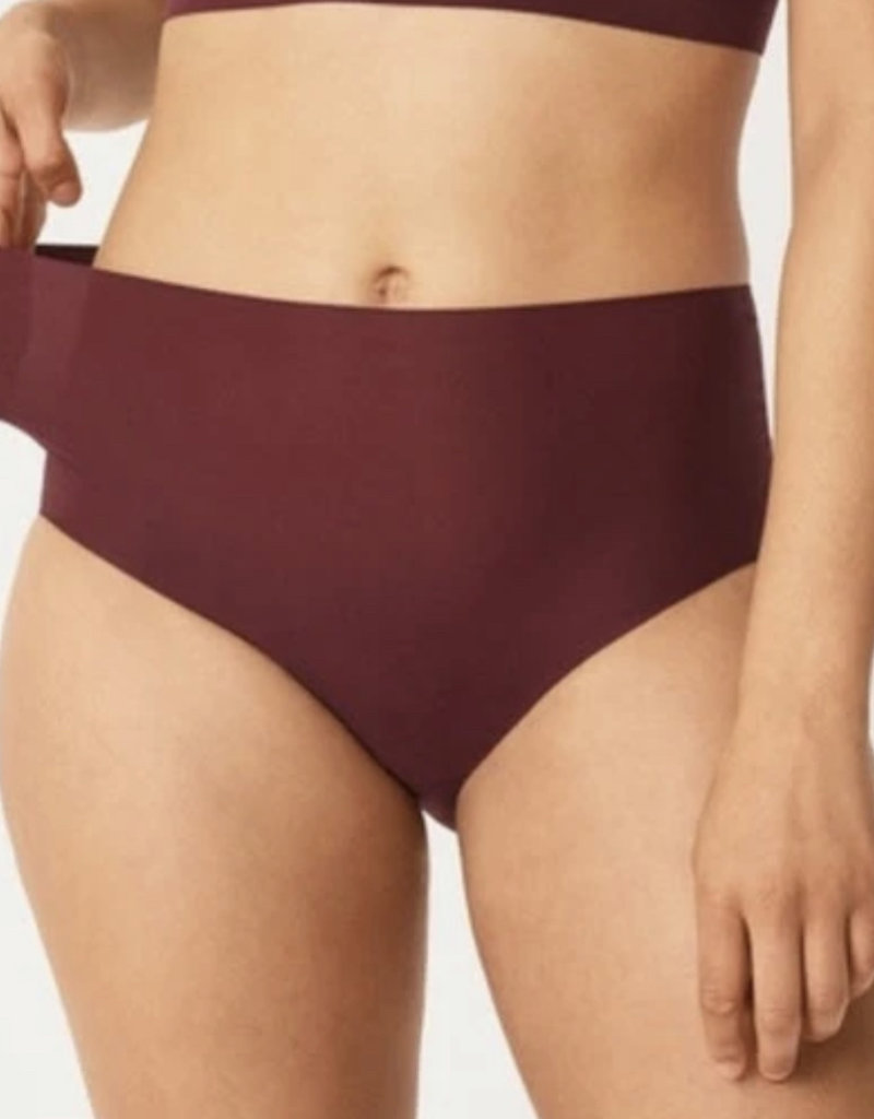 Chantelle - High Rise Brief 2647 - O/S 