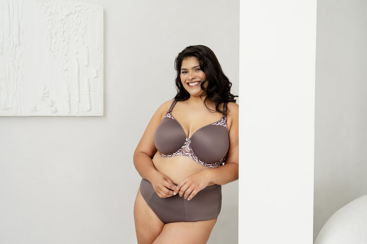 Fit Fully Yours Fit Fully Yours - Ella - B1824