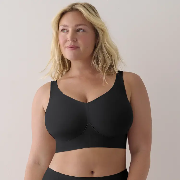 Evelyn & Bobbie Evelyn & Bobbie - The Busty Bra