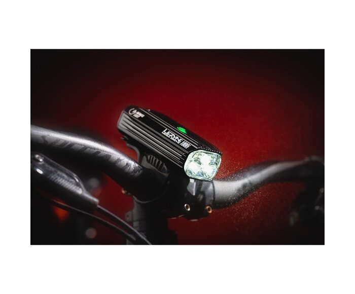 Lumière vélo Mega Drive 1800i (avant)