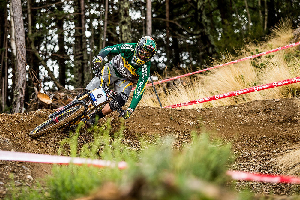 Comment choisir le bon vélo de montagne pour la descente, downhill ou dh?
