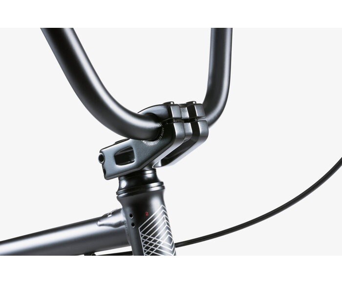 Curse FC 2024 - Vélo BMX Freestyle