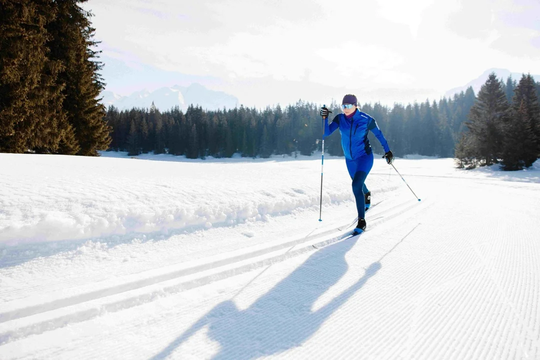 Comment choisir des skis de fond classiques - grandeur et spécificités