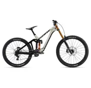 GIANT Glory Advanced Pro 2024 Velo de montagne descente Mathieu Performance