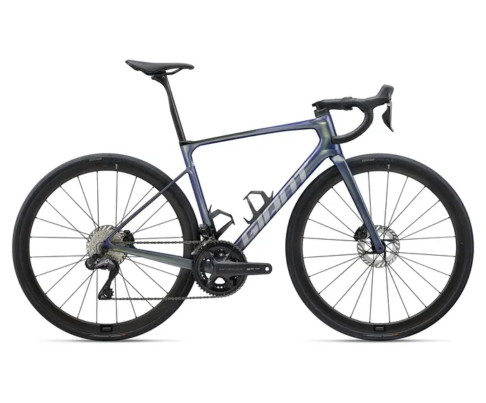 Defy Advanced Pro 0 2025 - Vélo de route endurance