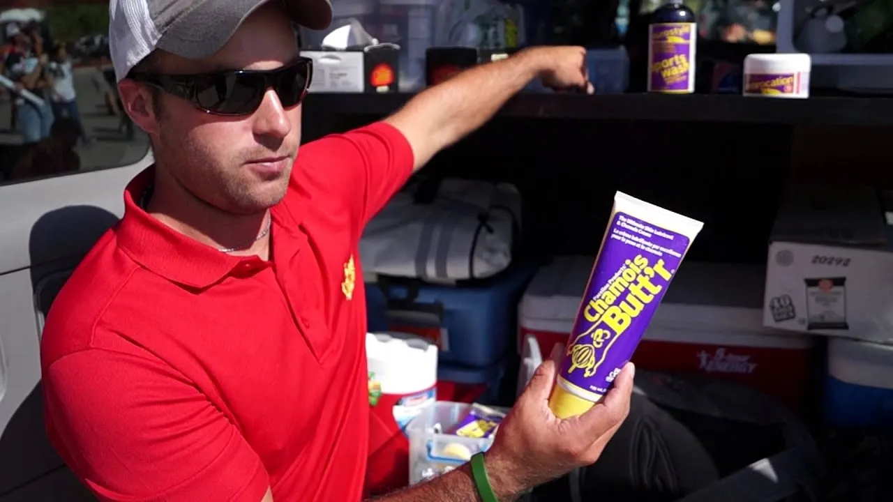 La crème Chamois Butt’r pour cyclistes assure un confort optimal lors des longues distances à vélo.