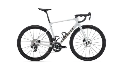 Defy Advanced Pro 1 2026 -  Vélo de route endurance