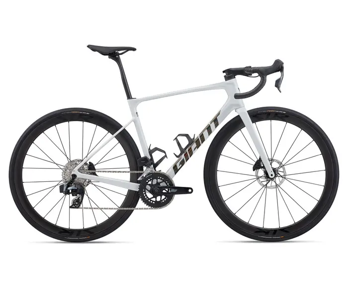 Defy Advanced Pro 1 2026 -  Vélo de route endurance