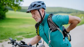 Pourquoi j’ai mal au dos quand je fais du vélo ?