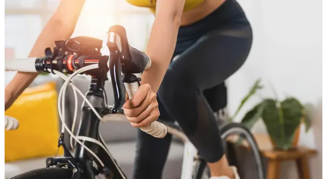 Fractionné à vélo : 10 exercices pour progresser