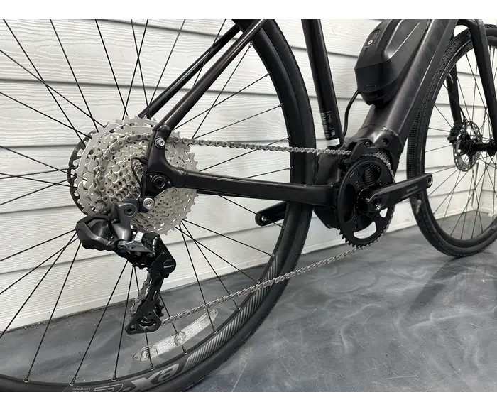 Revolt E+ 2023 DÉMO - Vélo électrique de route / gravel bike