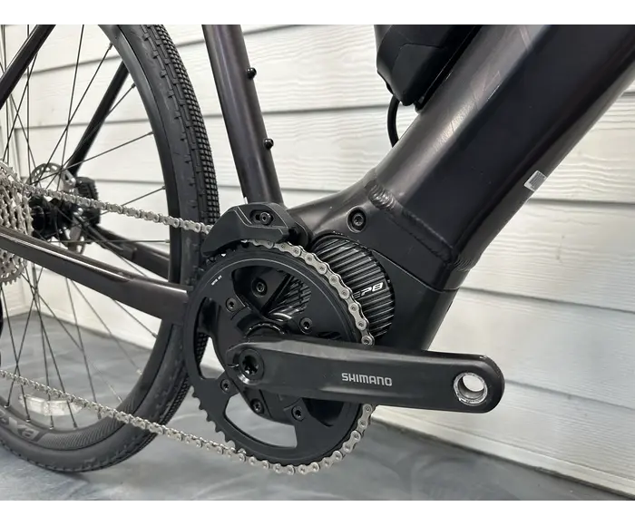 Revolt E+ 2023 DÉMO - Vélo électrique de route / gravel bike