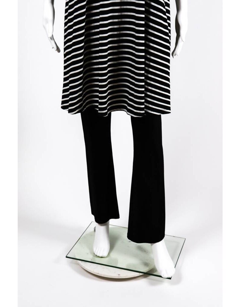 Alembika Solid Viscose Legging With Elastic Band