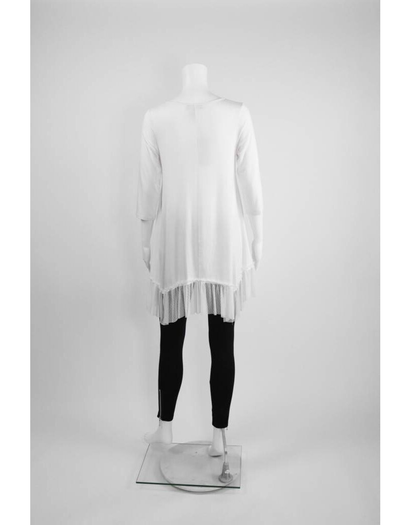 Comfy USA Pasadena Lace Hem Tunic