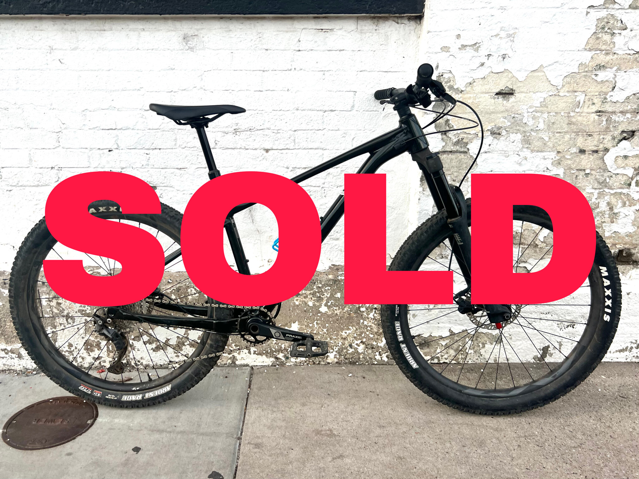 used giant fathom hardtail mtb 