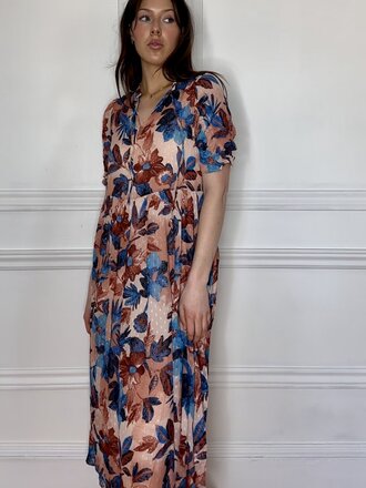 B. Young Capri Print Midi