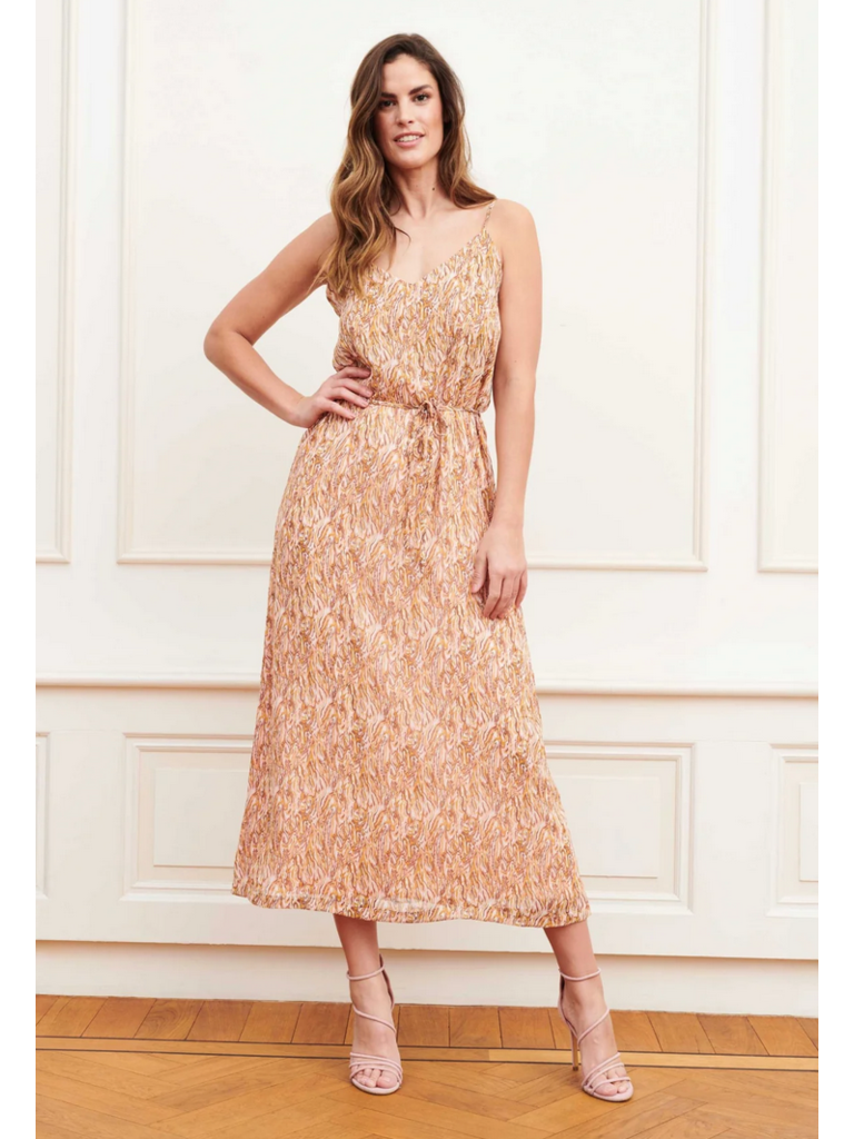 https://cdn.shoplightspeed.com/shops/624943/files/55155633/768x1024x2/lofty-manner-gold-swirl-slip-dress.jpg