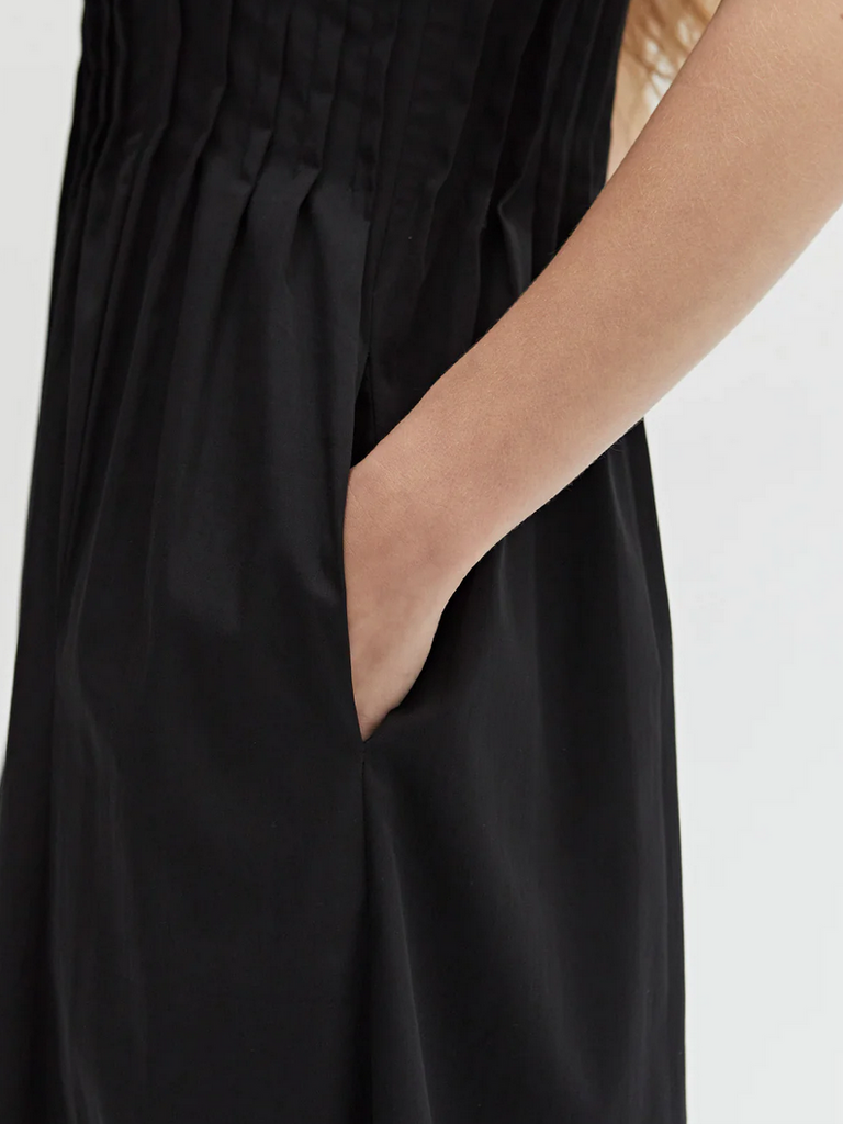 Crescent Pleat Ballet Midi