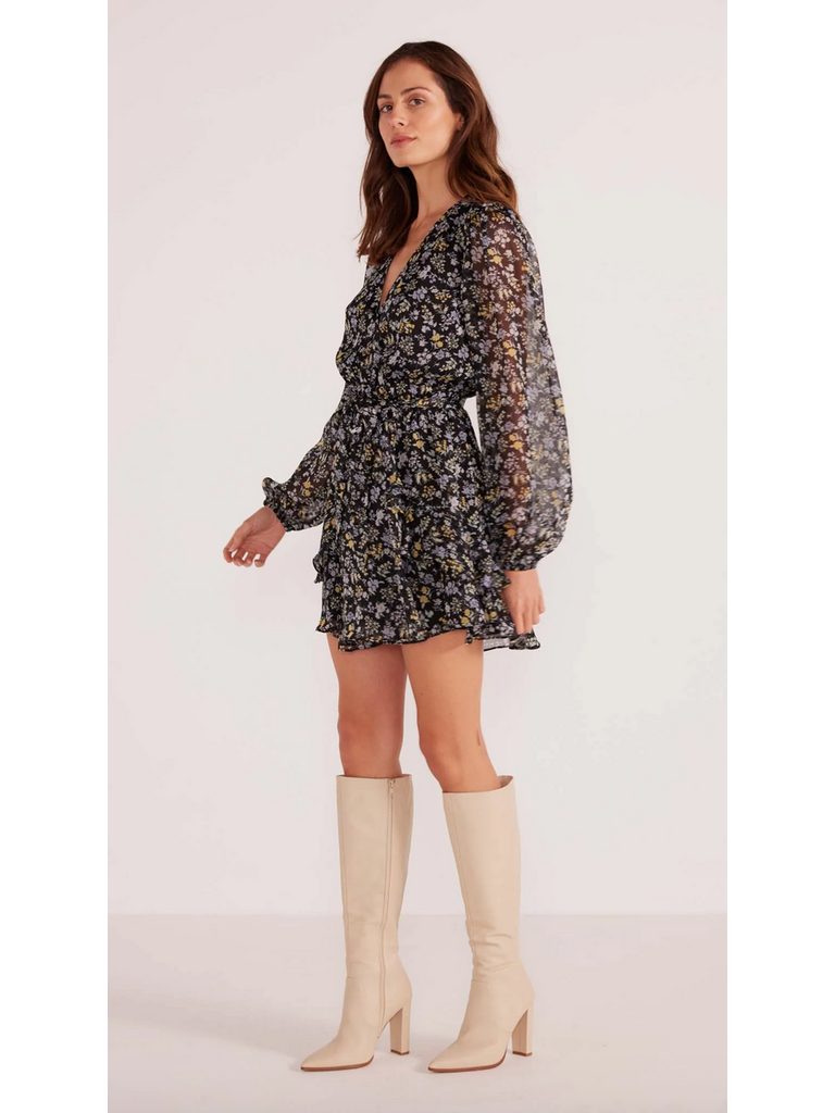 Mink Pink Midnight Daisy Mini