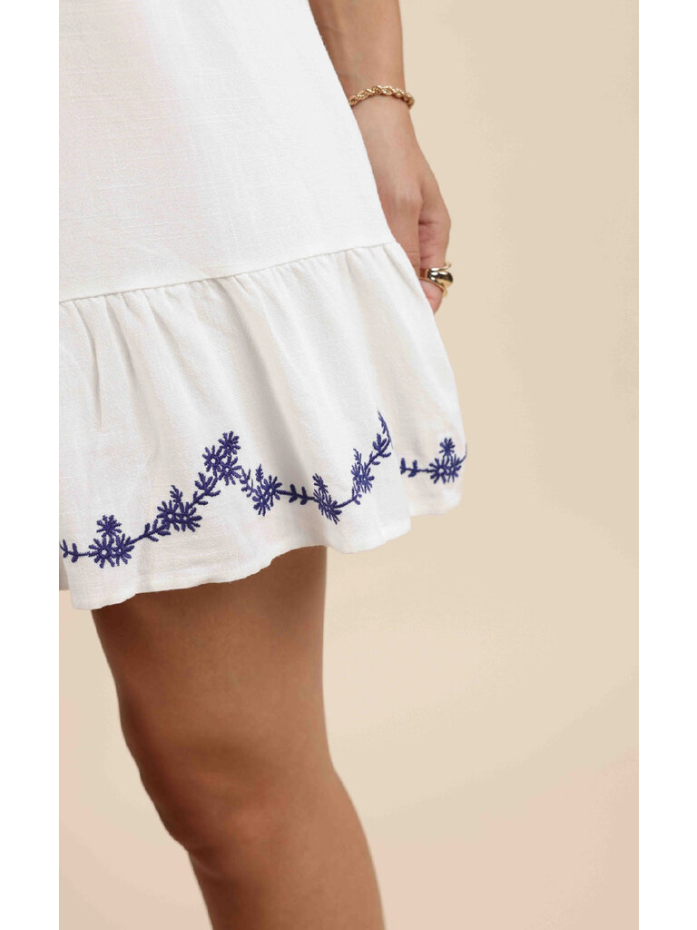Sadie & Sage Sweet Floral Trim Dress