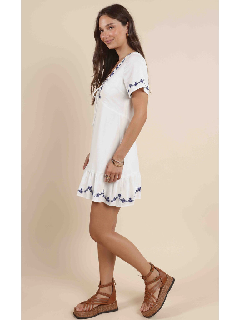 Sadie & Sage Sweet Floral Trim Dress