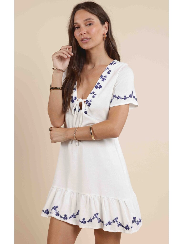 Sadie & Sage Sweet Floral Trim Dress