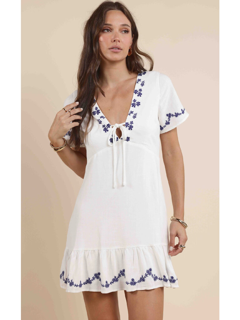 Sadie & Sage Sweet Floral Trim Dress