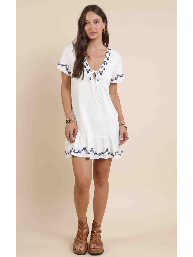 Sadie & Sage Sweet Floral Trim Dress