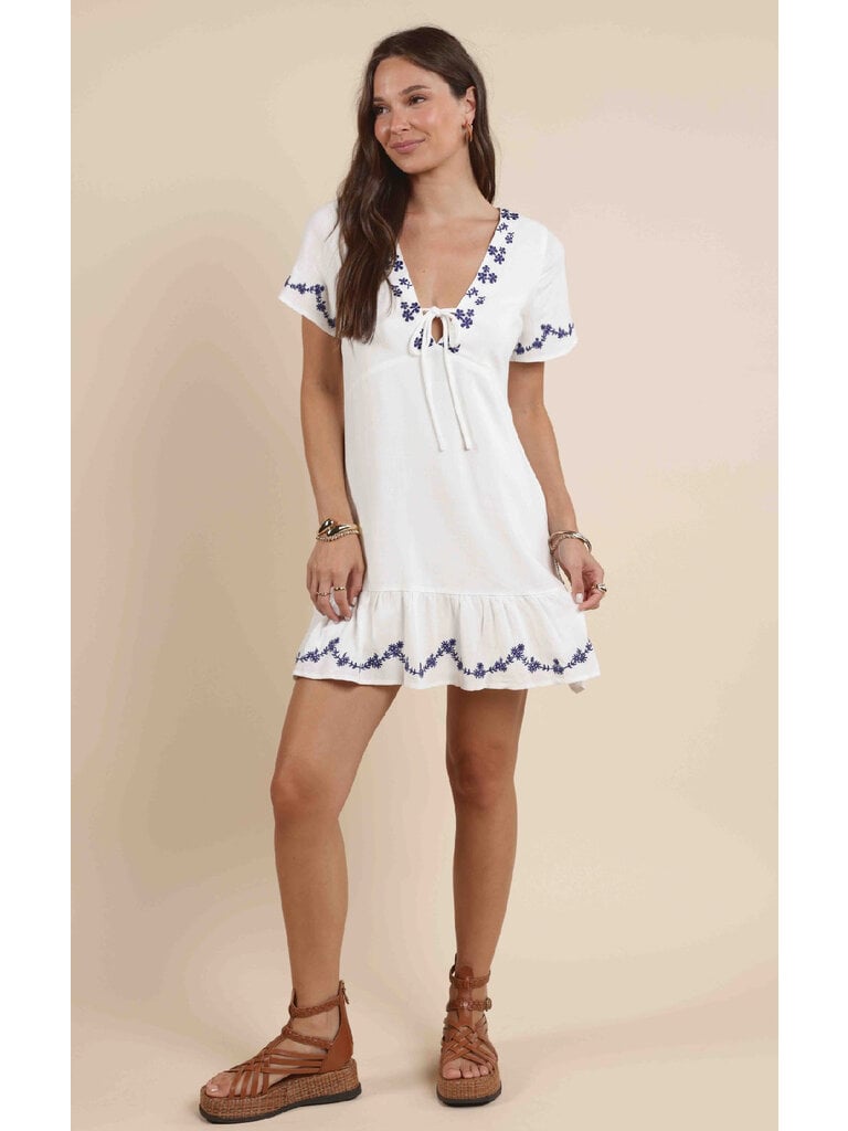 Sadie & Sage Sweet Floral Trim Dress