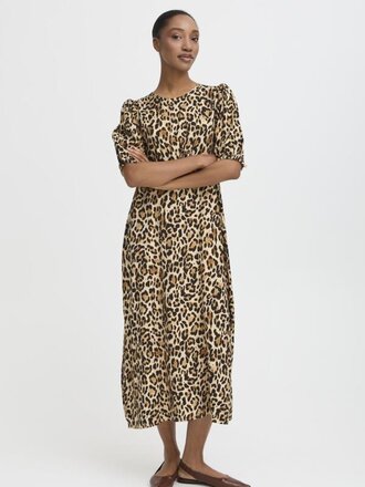 B. Young Leopard Puff Sleeve Midi