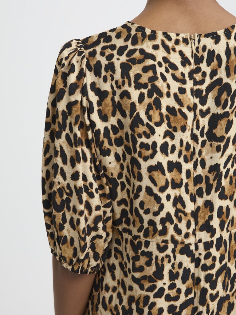 B. Young Leopard Puff Sleeve Midi