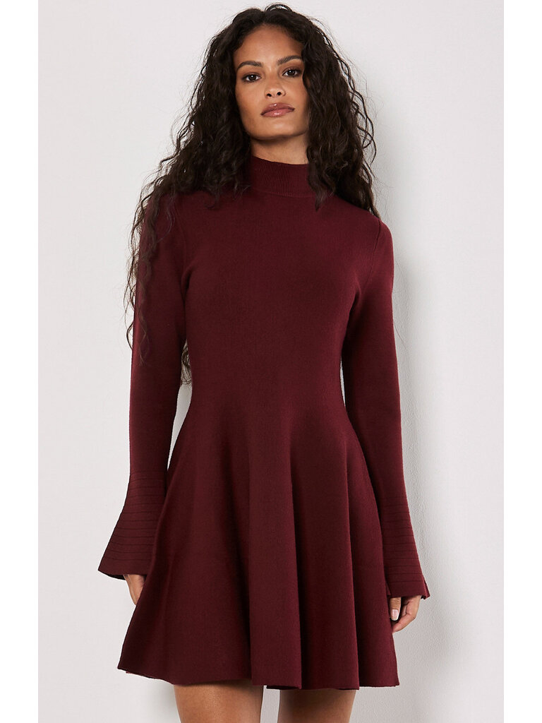 Apricot Bell Sleeved