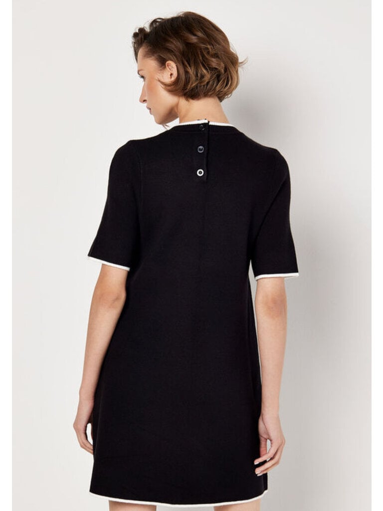 Apricot Black & White Contrast Mini