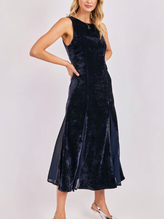 Sadie & Sage Midnight Velvet Dress