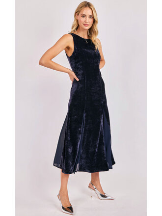 Sadie & Sage Midnight Velvet Dress