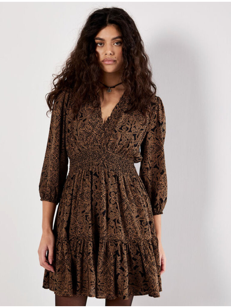 Apricot Paisley Brown Mini