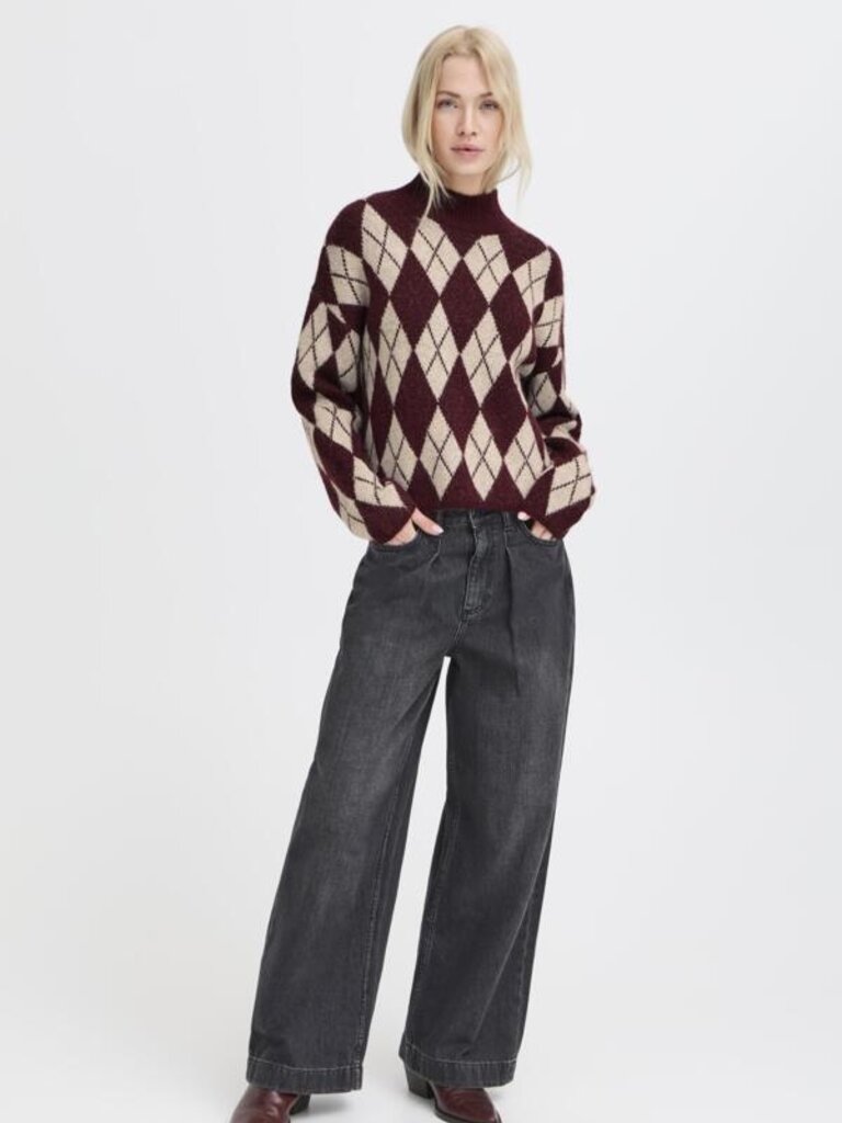 B. Young Port Argyle Knit