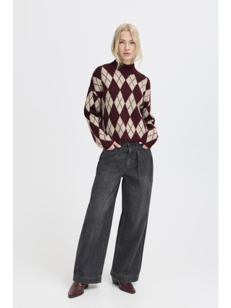 B. Young Port Argyle Knit