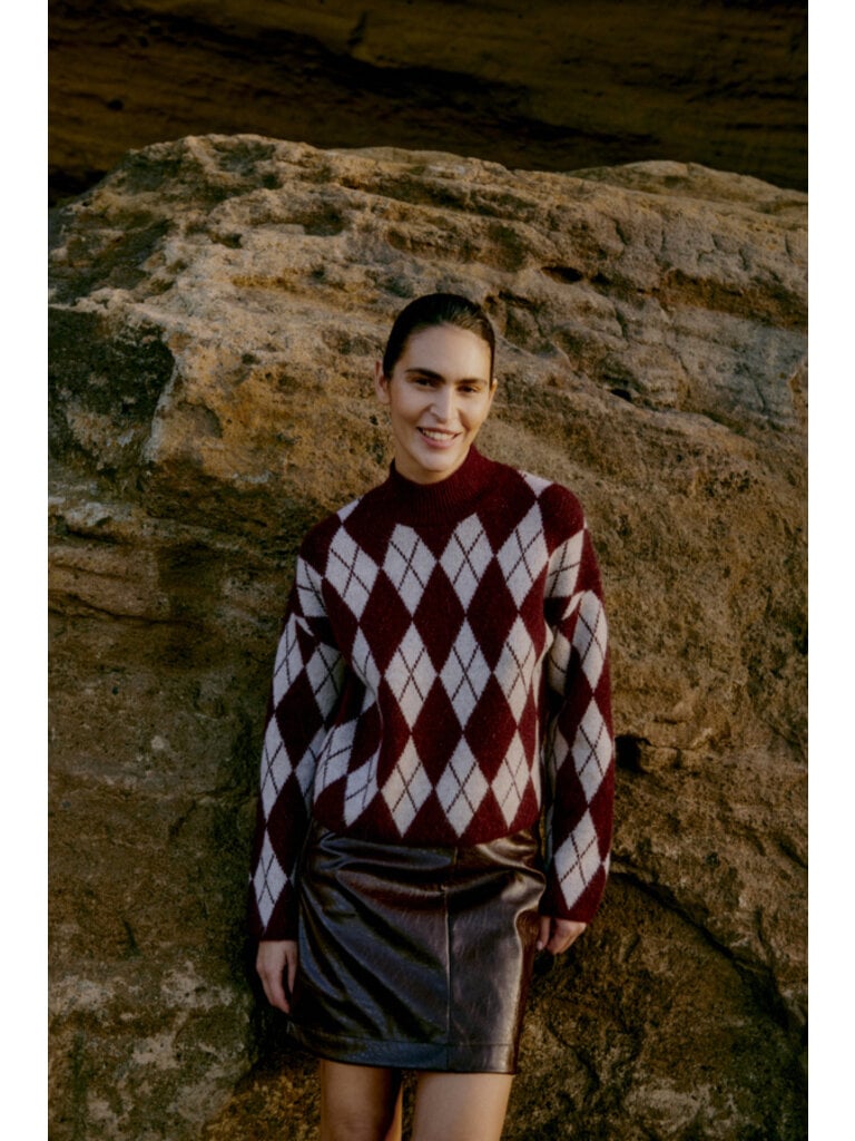 B. Young Port Argyle Knit