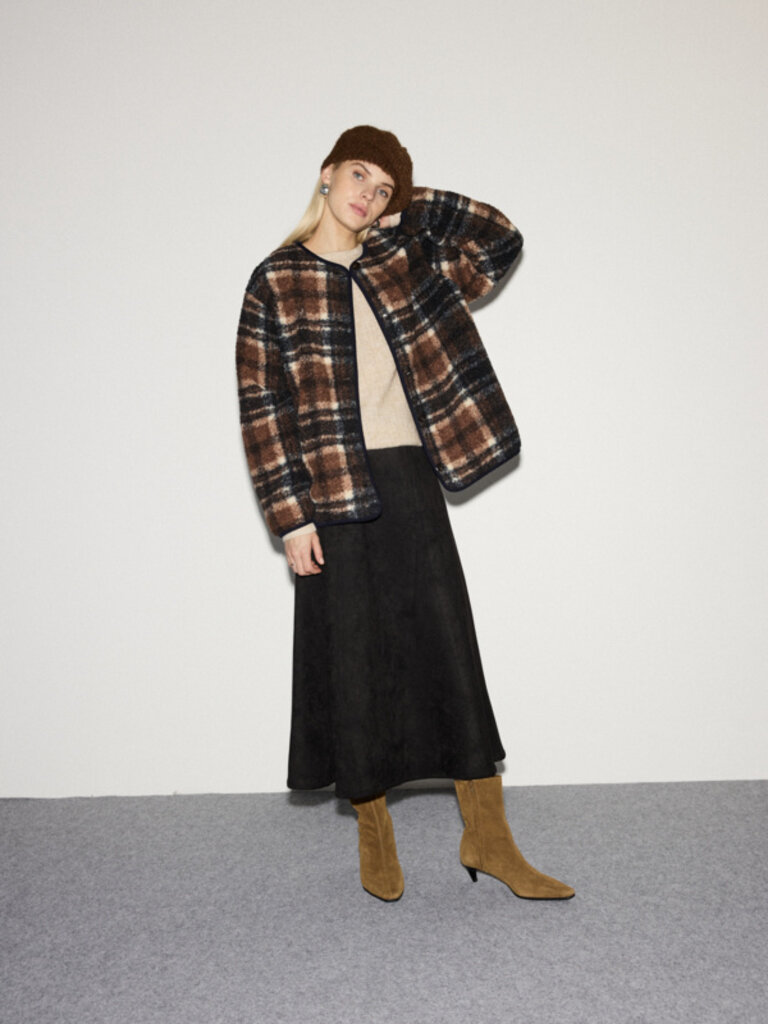 ICHI Sueded Midi Skirt